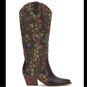 Jessica Simpson Zaikes Studded Western Boots